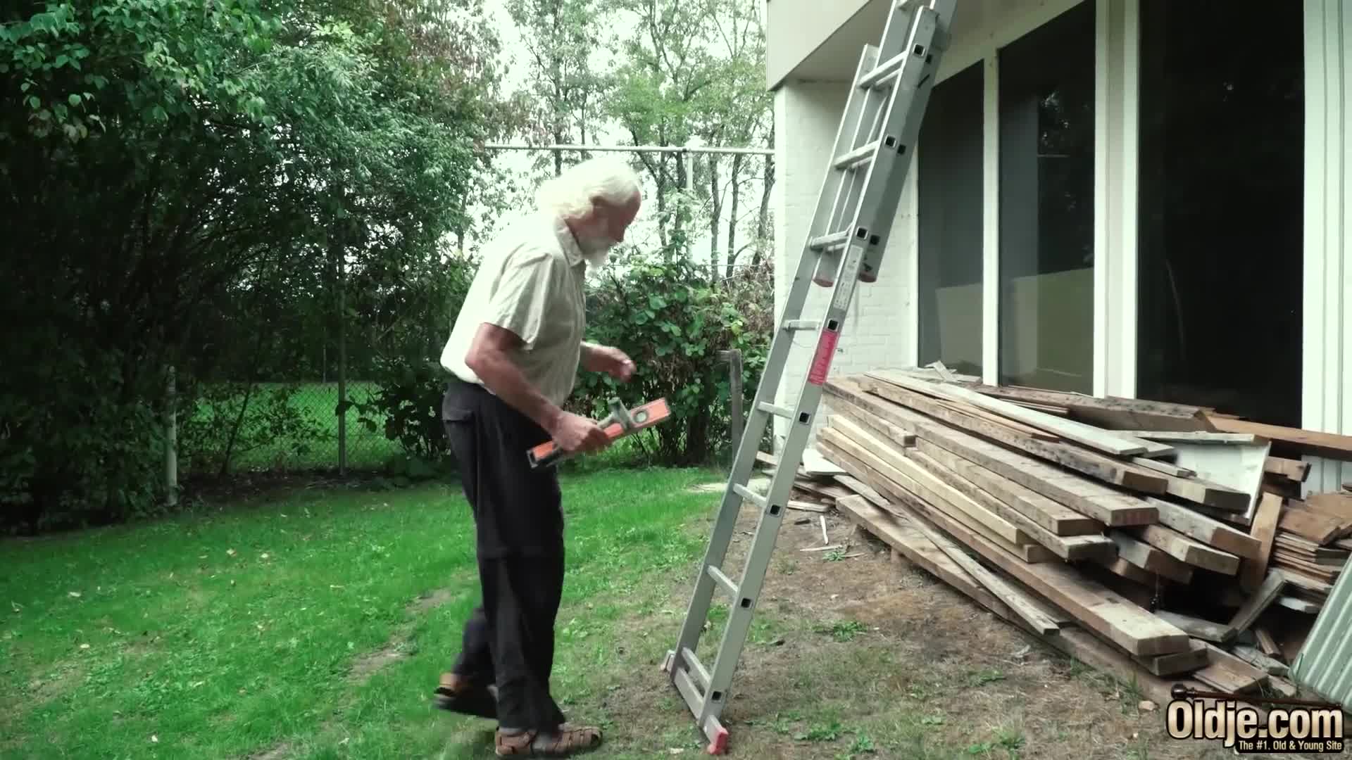 Sex mit Opa im Altenheim - Sexfilme mit jungen Girls